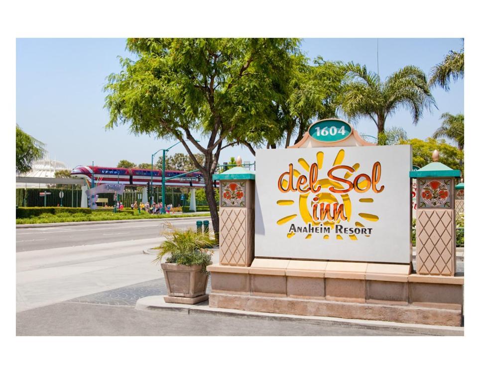 Del Sol Inn Anaheim Ngoại thất bức ảnh